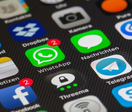 Review of Top 3 Communication Mobile Apps in Singapore