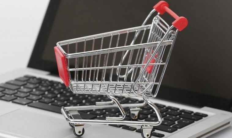 Top 10 Critical Features ECommerce Sites Must Have Top 10 Critical Features ECommerce Sites Must Have